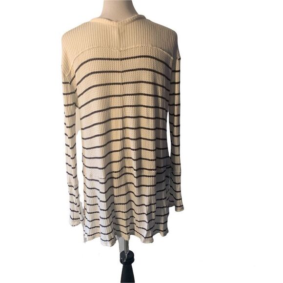 Free People Oversized V Neck Striped Top size M - Picture 5 of 6